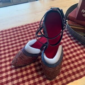 Stylish wedding shoe or evening shoe